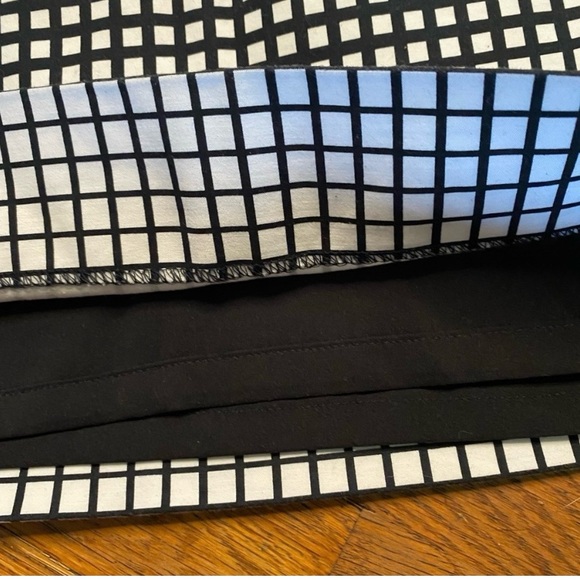 White House Black Market Black & White Grid Pencil Skirt Size 6 - Picture 5 of 7